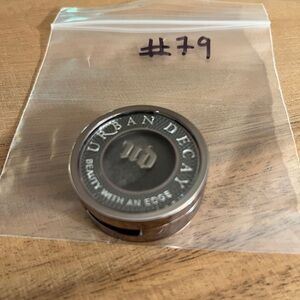 Urban Decay eyeshadow in DESPERATION 
Discontinued